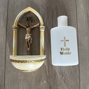 Roman Crucifix Jesus‎ Florentine Style Holy Water Font Roman Inc Empty Bottle